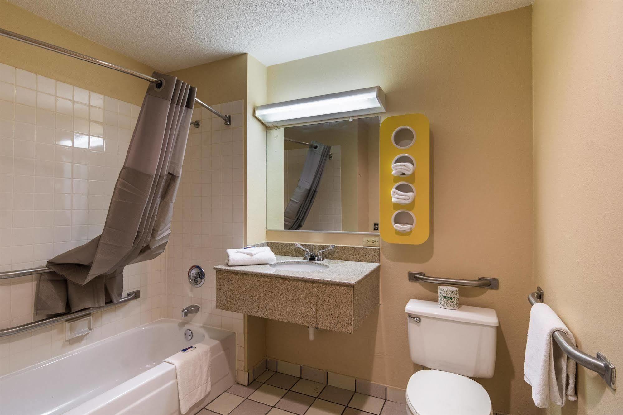Motel 6-Libertyville, Il Ngoại thất bức ảnh