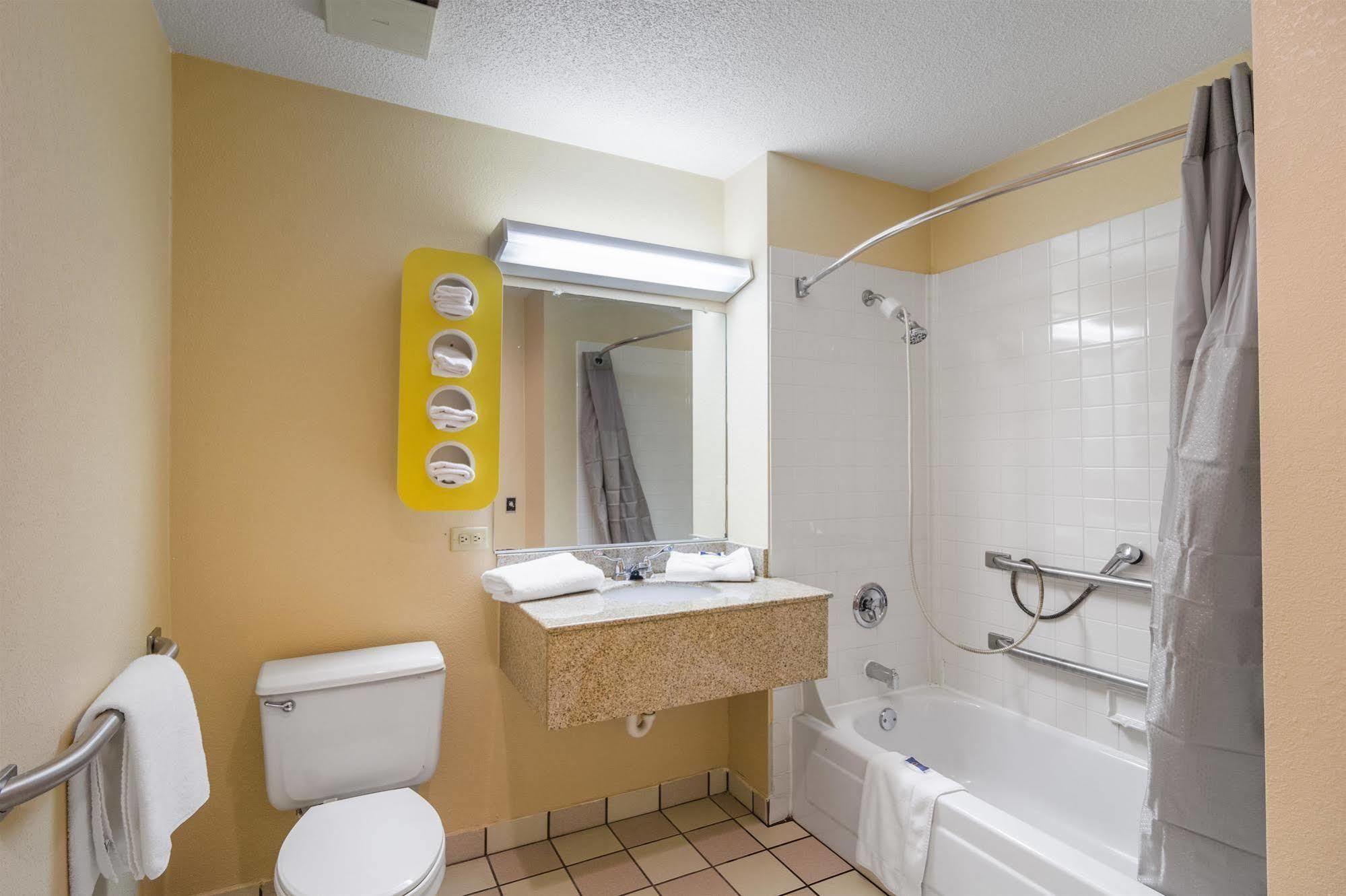 Motel 6-Libertyville, Il Ngoại thất bức ảnh